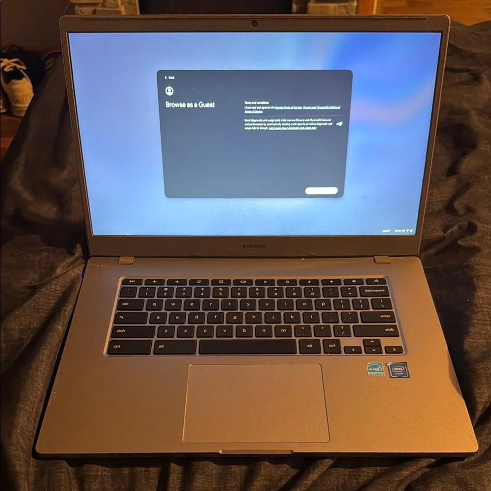 Samsung Silver Laptop Sleek Design Professional Finish